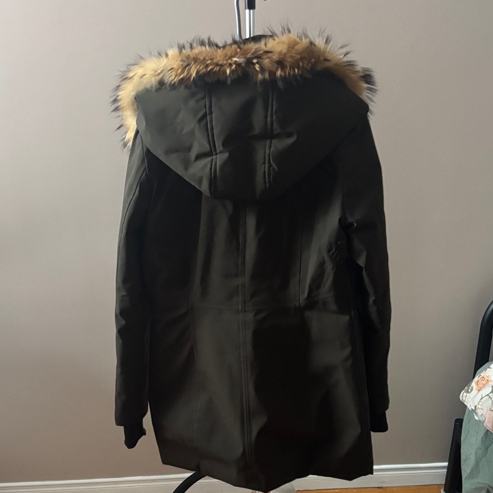 Women's Fur-Trimmed Parka Coat - Picture 5 of 7